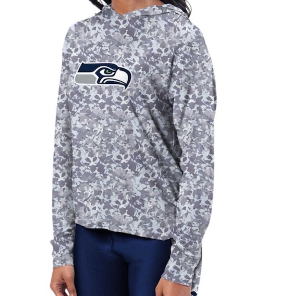 Seattle Seahawks Hoodie Pullover Lightweight Navy Camo Women’s Size Medium